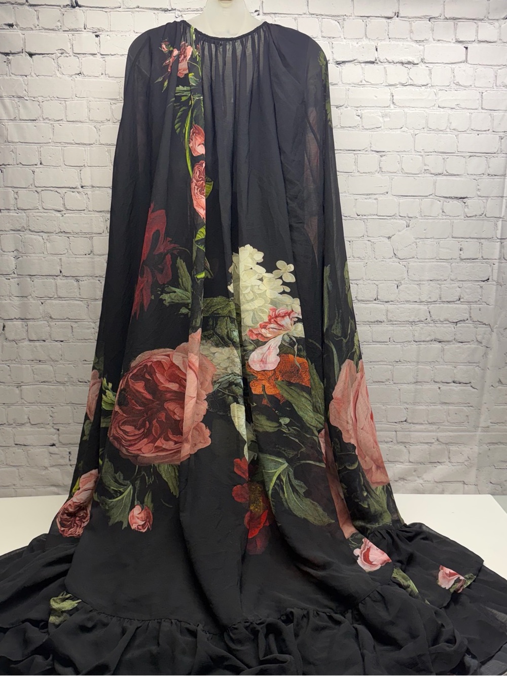 Alice + Olivia Black Maxi Dress royal  Floral Print cape back gown12 nwt - Picture 8 of 16